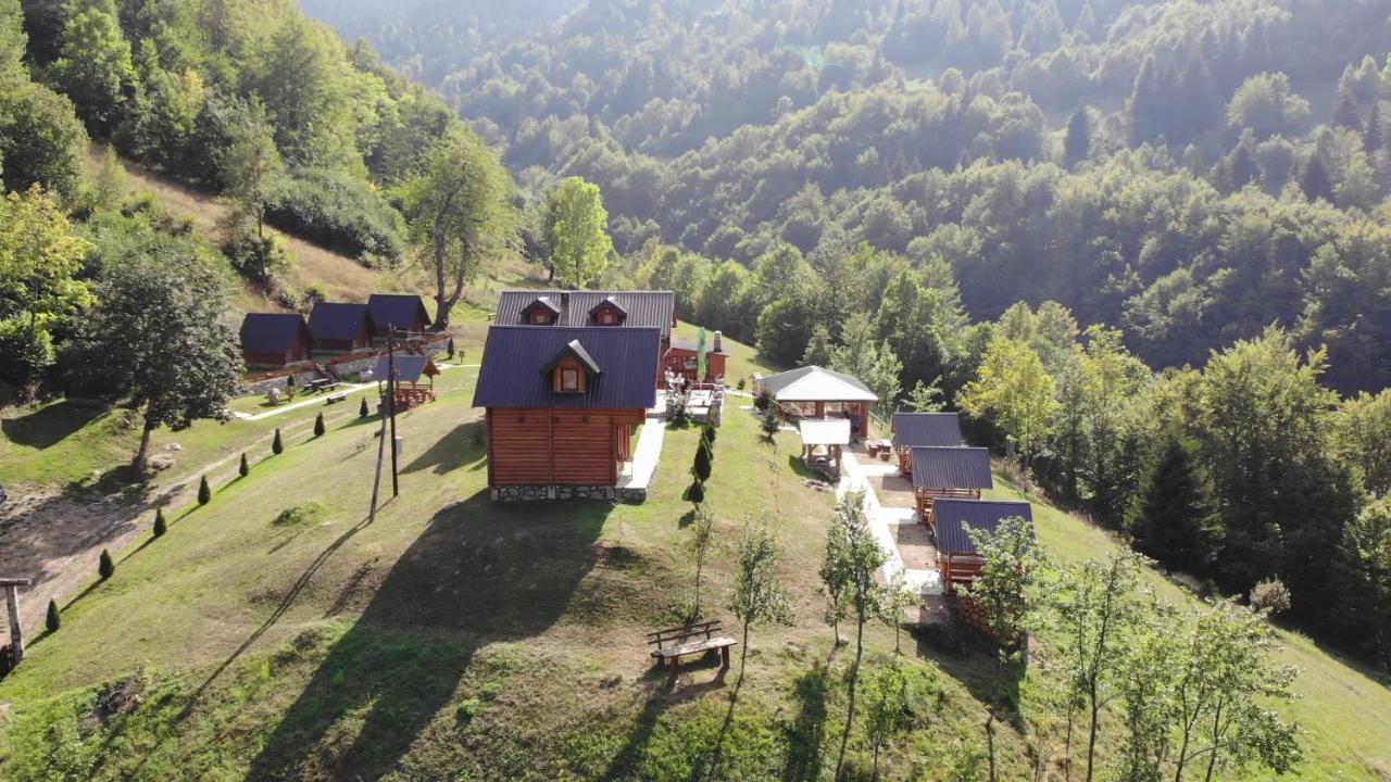 Gradine - Katun Kamp Villa Plav Eksteriør bilde