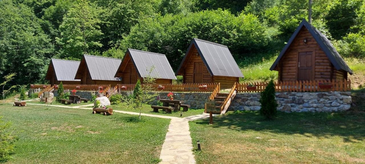 Gradine - Katun Kamp Villa Plav Eksteriør bilde